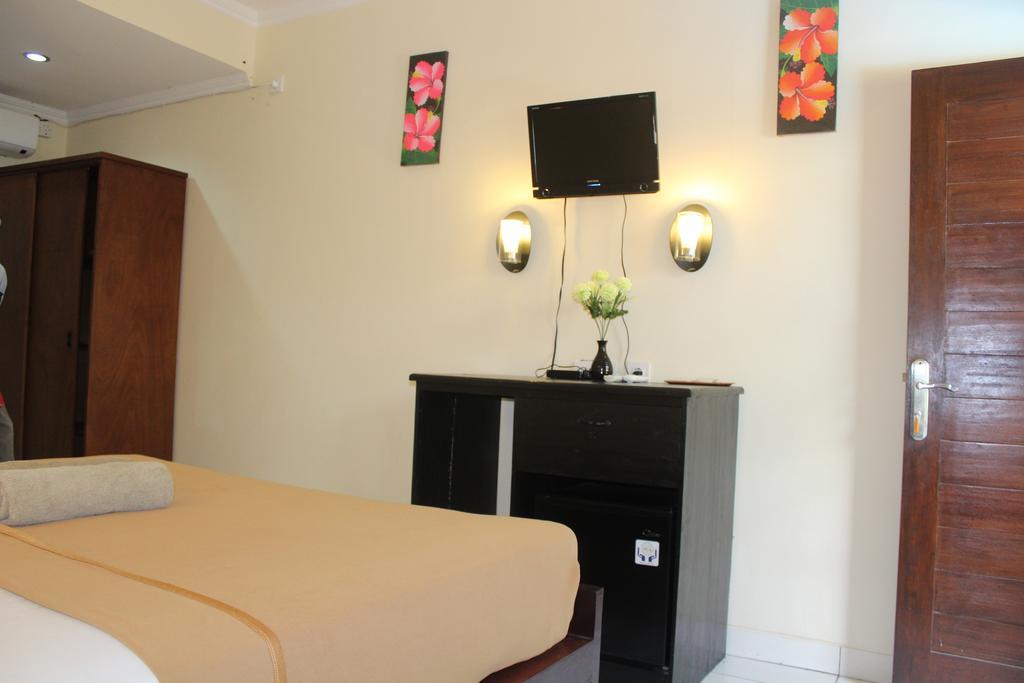Jenny Bunker Homestay Kuta  Exterior photo