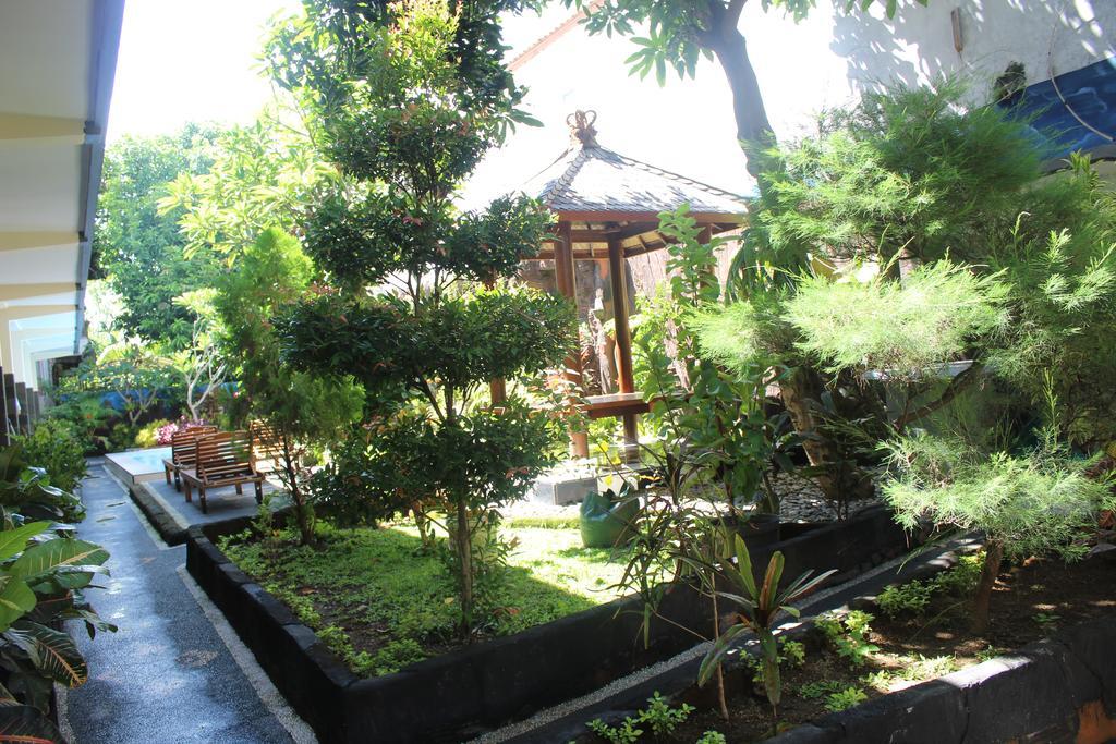 Jenny Bunker Homestay Kuta  Exterior photo